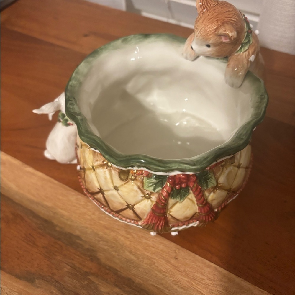 NEW Fitz and Floyd Classics Ceramic Bowl Classic Holiday Santa - Picture 3 of 4